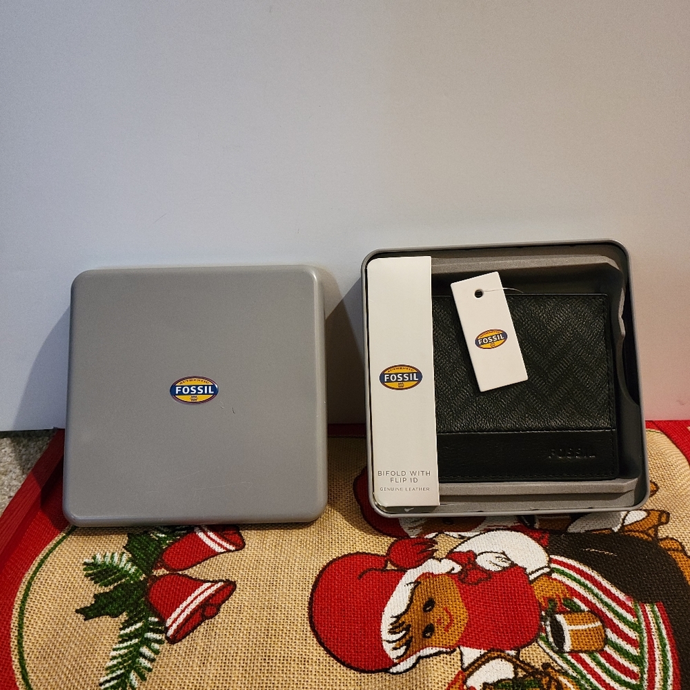 Fossil wallet - Picture 4 of 4